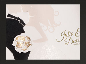 Romantische Hochzeitseinladungen mit Brautpaar - Detailaufnahme