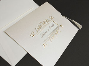 Hochzeitseinladungen – Creme und Gold – Detailaufnahme 1